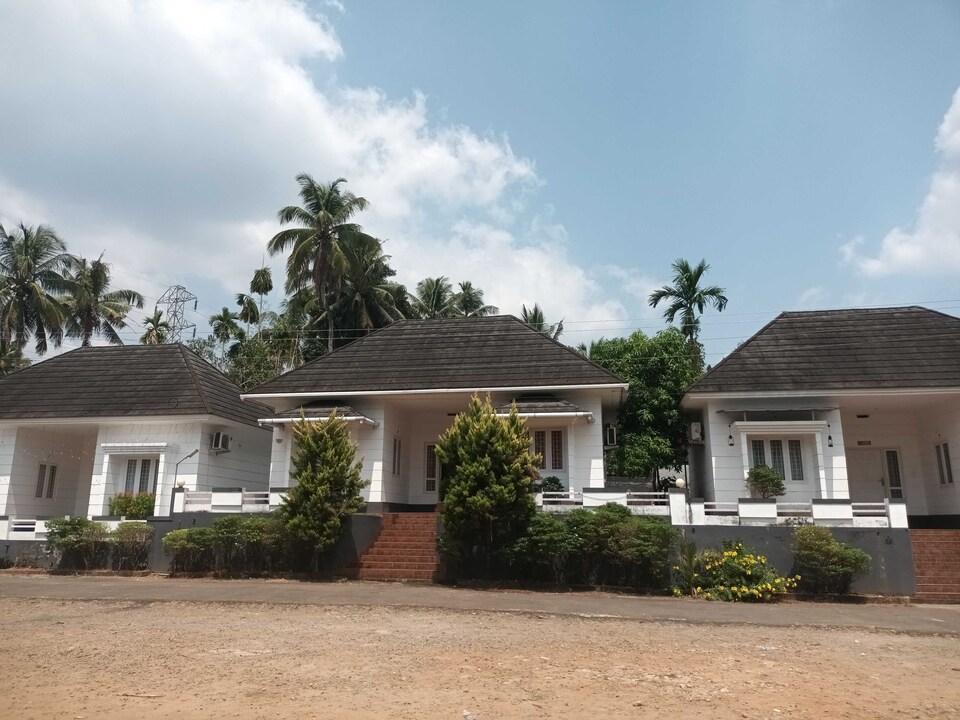 OYO 824781 Daisy Villa, Ankamaly Airport Kochi, Kochi