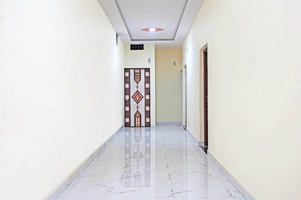 Super Hotel O Rajmahal, Hingna Road Nagpur, Nagpur