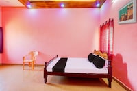 Shanmuga Guest House