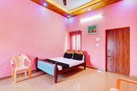 Shanmuga Guest House