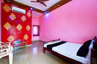 Shanmuga Guest House