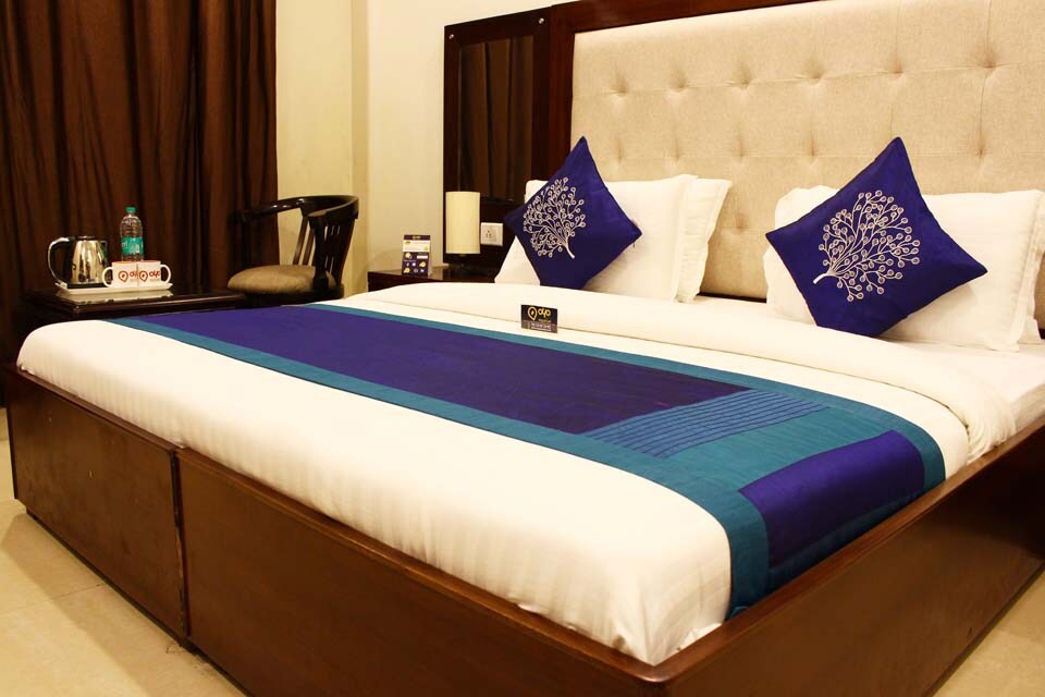 OYO Premium 009  NH 58 Tapovan, Laxman Jhoola Rishikesh, Rishikesh