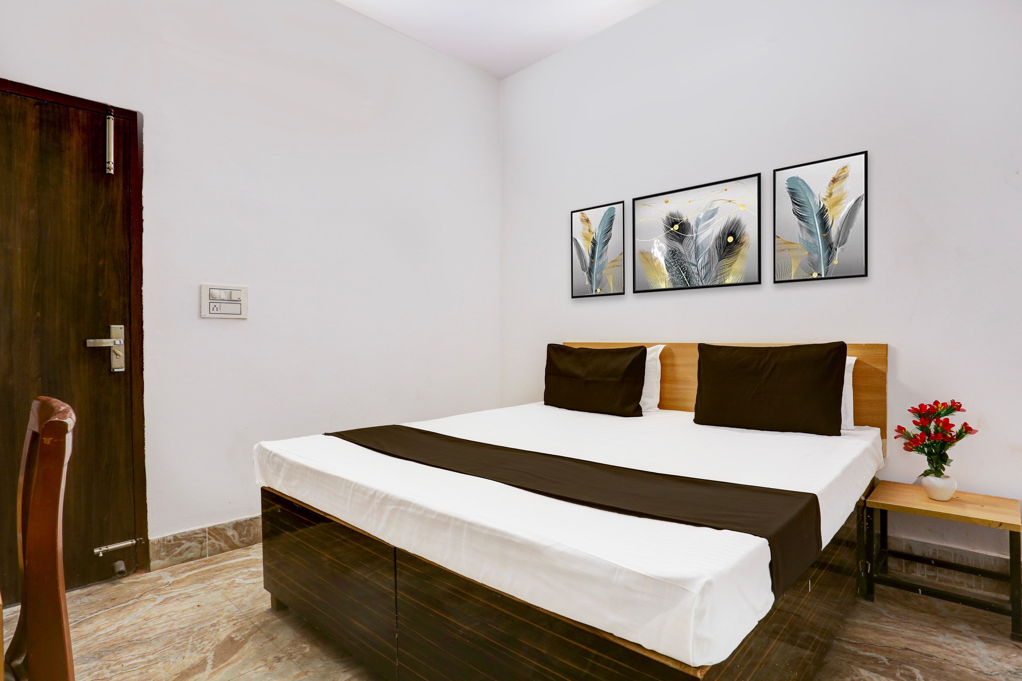 Super Hotel O HOTEL SHYAM RESIDENCY, Flagship Delhi, Book @ ₹736 - OYO