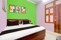 Radhika hotel