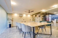 Super Townhouse Oak Udyog Vihar