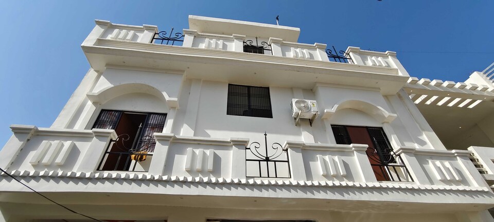 OYO 825037 Vaidehi Homestay, Ayodhya, Ayodhya