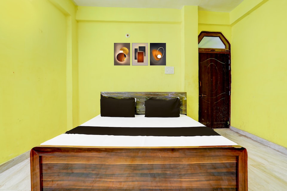 Hotel O Nootan Hotel and banquet, Kanpur City, Kanpur