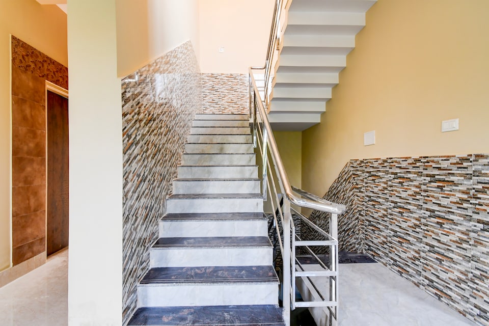 HOTEL O SWAIN RESIDENCY, Cuttack, Cuttack