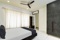 Hotel O Silver Wings Service Apartment
