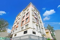 Super Townhouse Kaikhali Near Airport