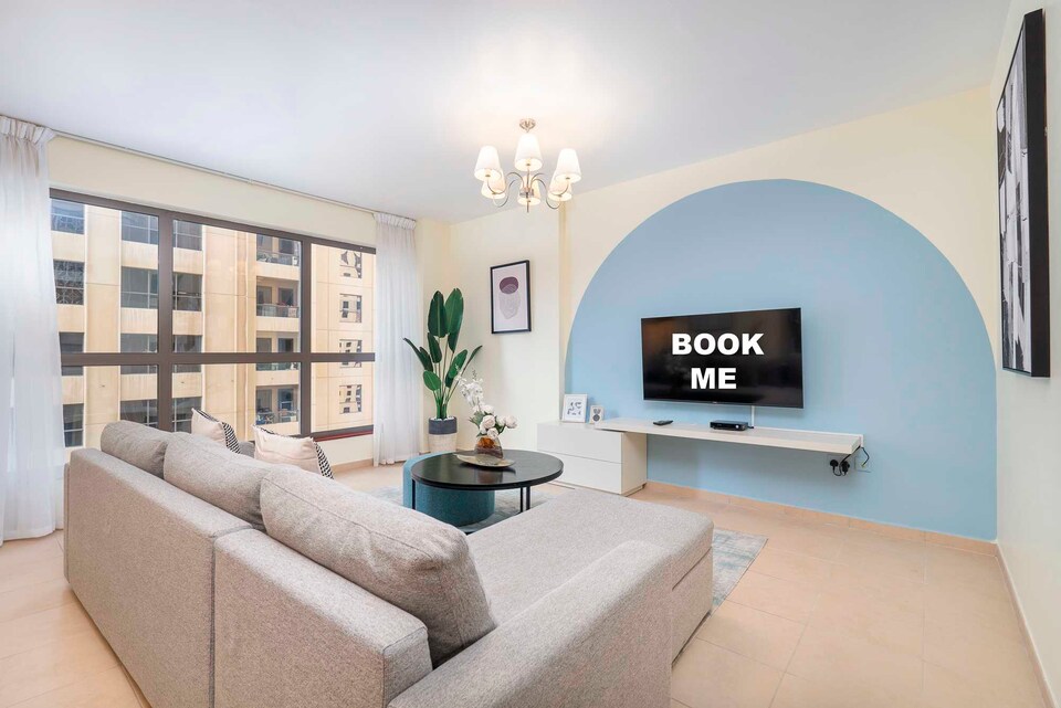 JBR Walk - Niche 3 Bedroom Apartment Free Parking, Gym & Pool by Sojo Stays, Dubai Marina, Dubai