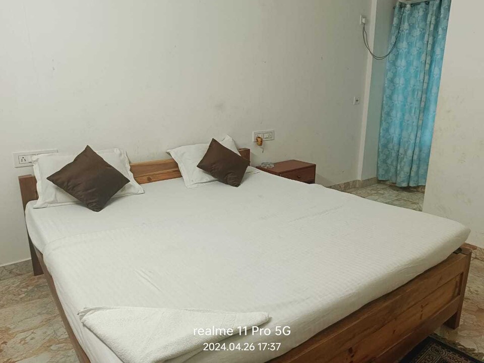 OYO 825154 Atithi Grand, Ganeshguri Guwahati, Guwahati