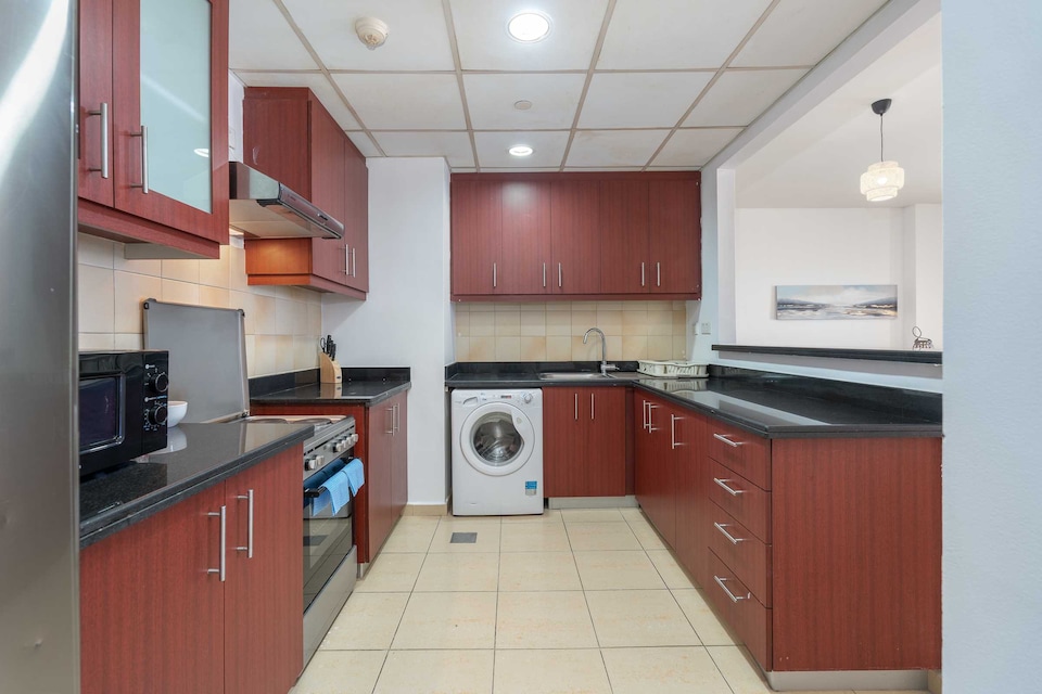 OYO 1316 HOME RIMAL 4 JBR TRENDING 1BHK, Dubai Marina, Dubai