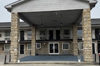 General Bragg Inn & Suites Chickamauga