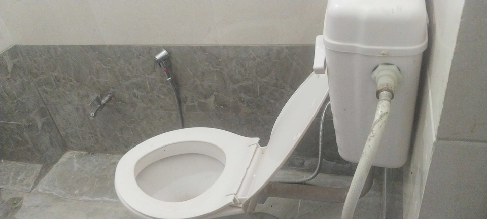 OYO 825265 Alankrat palace, Tirwaganj, Tirwaganj