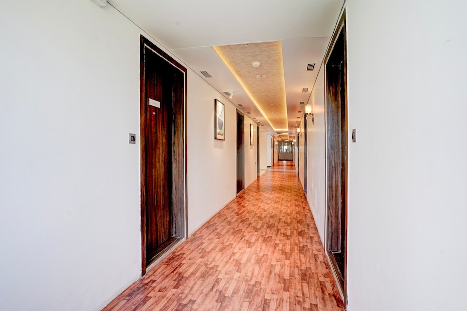 Palette Magarpatta City Formerly Emerald Guestimony, Hadapsar Pune, Pune