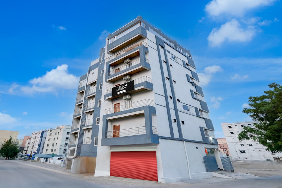 Super Collection O Madhapur Near Cyber Tower, Madhapur, Hyderabad