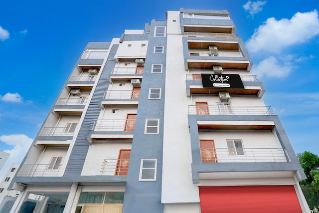 Super Collection O Madhapur Near Cyber Tower