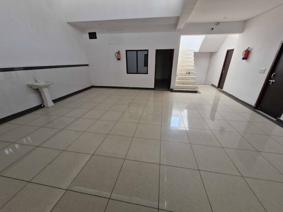 Hotel O Dawas Guest House, Siyana, Siyana