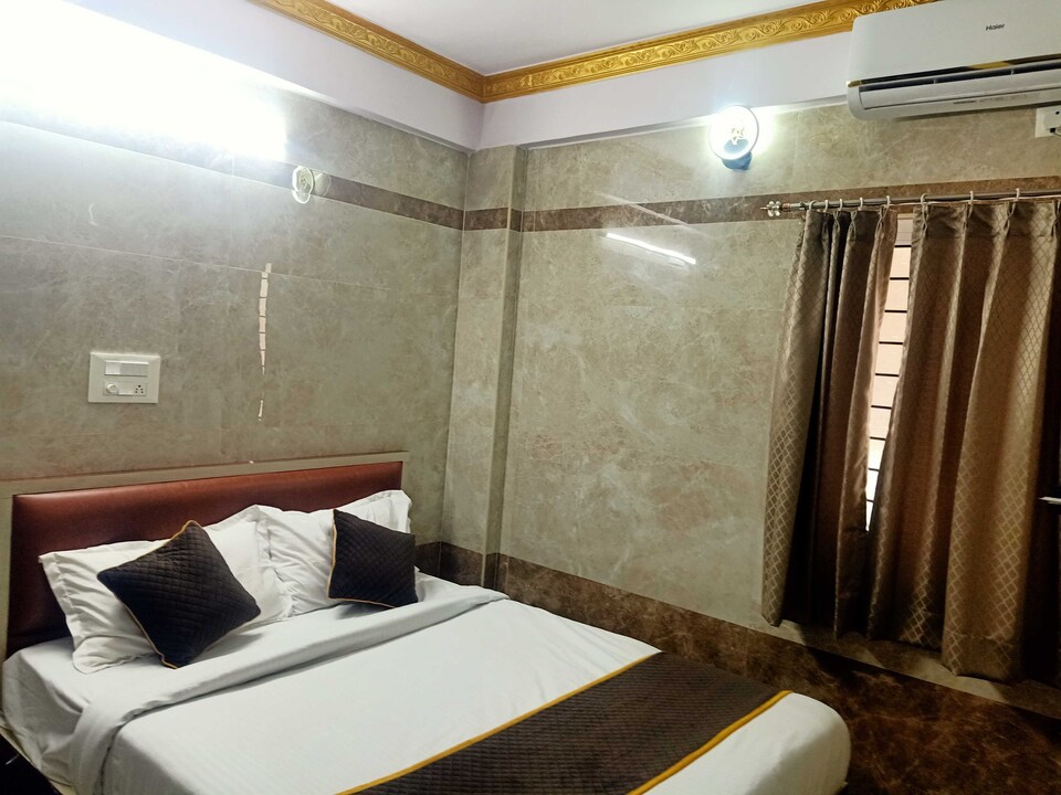 OYO 825287 SN Residency, Rajajinagar Bangalore, Bangalore