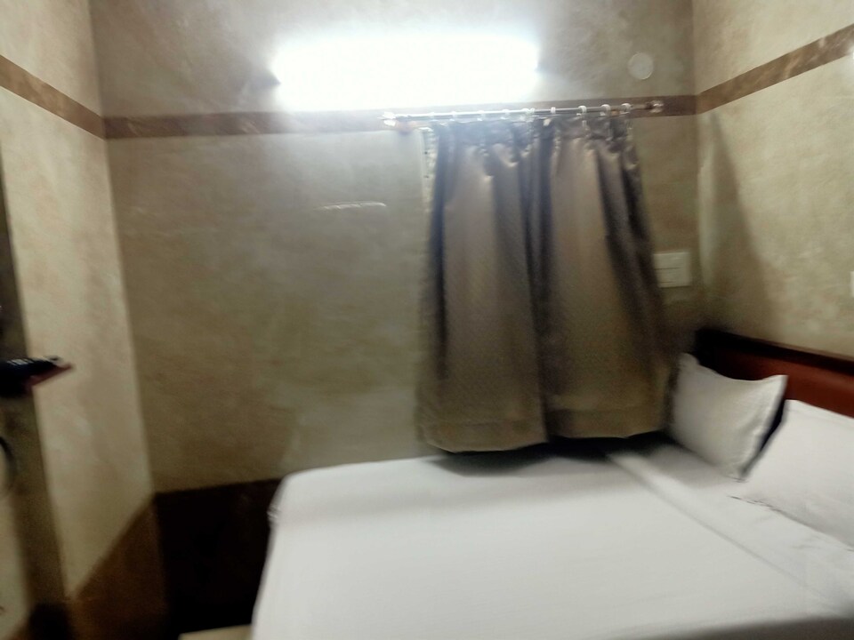 OYO 825287 SN Residency, Rajajinagar Bangalore, Bangalore