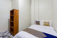 SPOT ON 93967 Hasna Guest House Syariah 