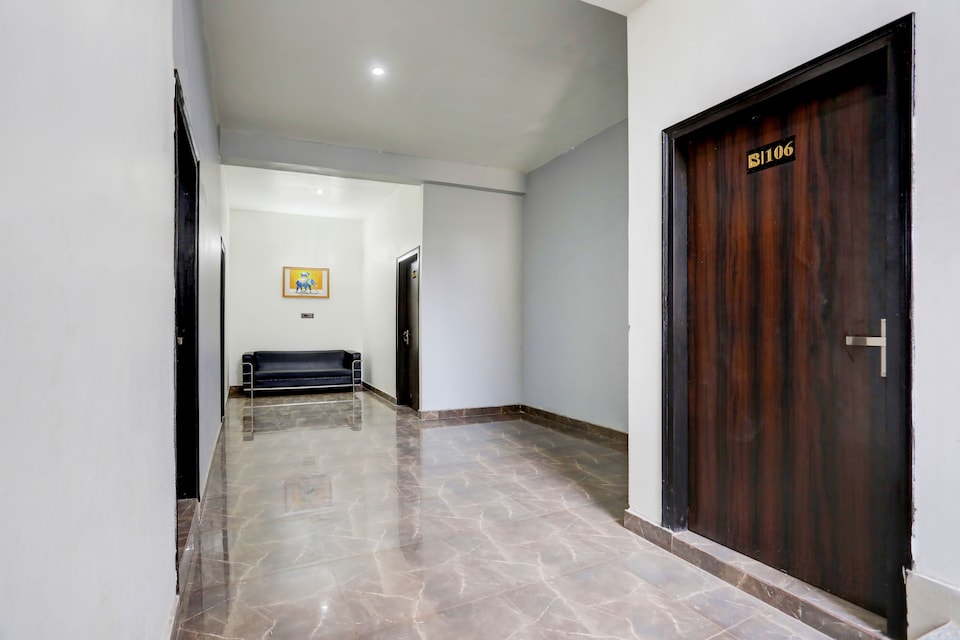 Hotel O 4  Square Residency , Faridabad, Faridabad