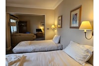 OYO Blaby Westfield Hotel