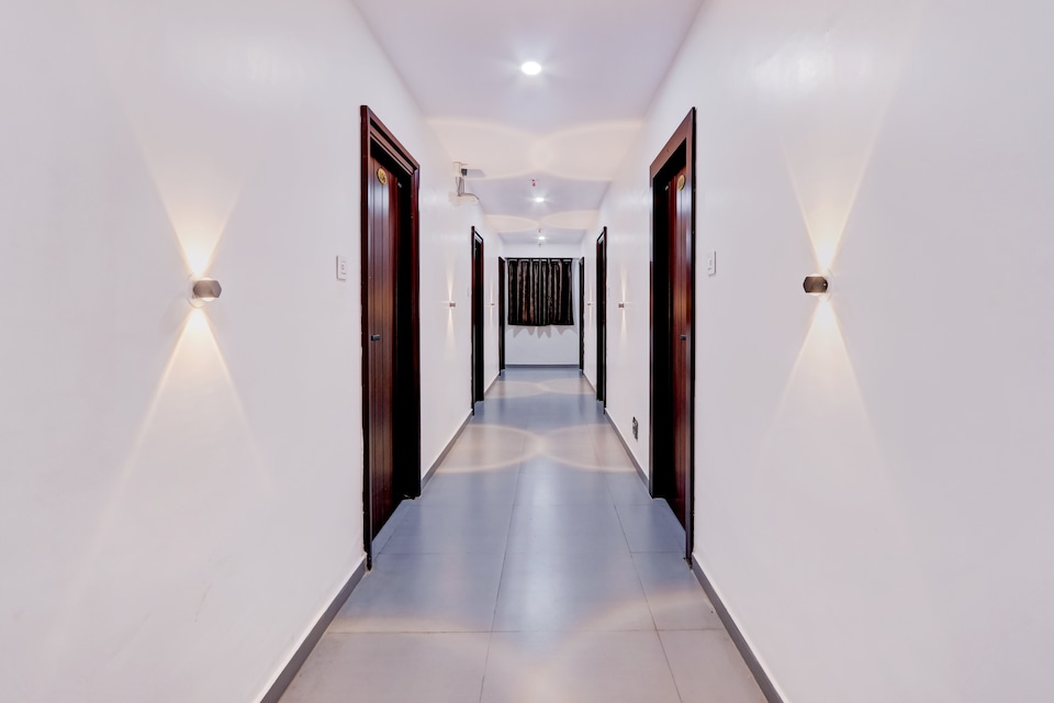 Hotel O Mugdha grand, Transit Vizag, Visakhapatnam