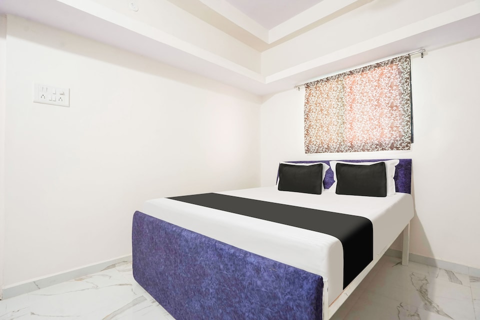 HOTEL O CROWN, Bus Stand Nagpur, Nagpur