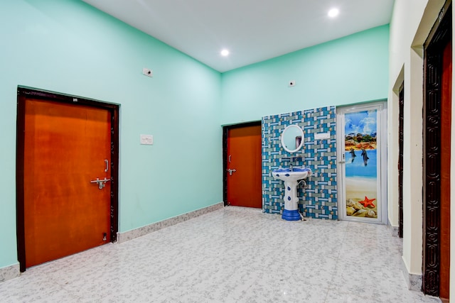 HOTEL O MAA BHUASUNI GUEST HOUSE