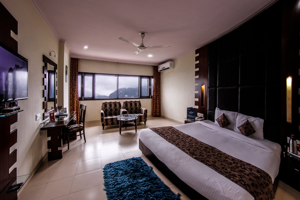 OYO 1858 Hotel Ck International, ISBT Tutikandi, Shimla