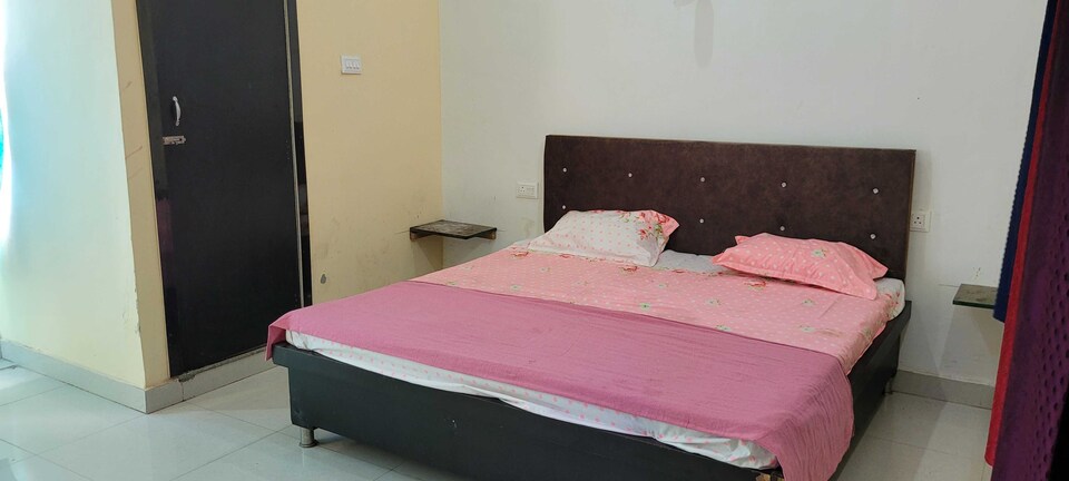 OYO 825516 Hotel The Heaven, SGPGI Lucknow, Lucknow