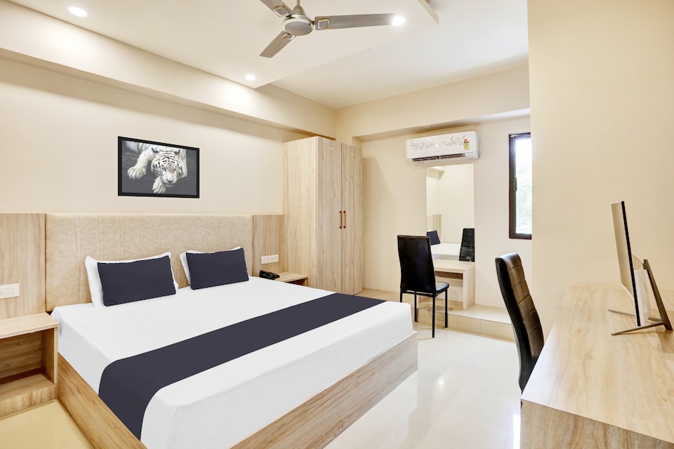 Hotel O Vira, Bishtupur Jamshedpur, Jamshedpur