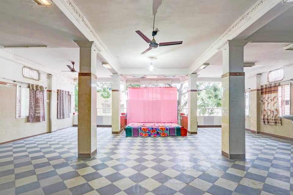 HOTEL O SUN LODGE AND BANQUET HALL, Himayatnagar-Kachiguda, Hyderabad