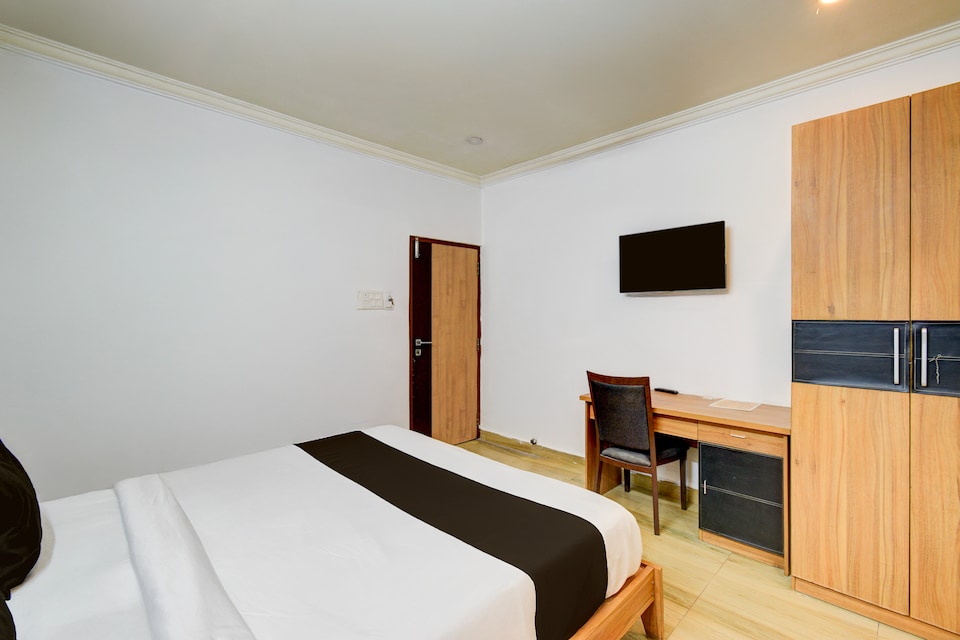 Super Hotel O Madhapur Metro Station Formerly VG Grand, Madhapur, Hyderabad