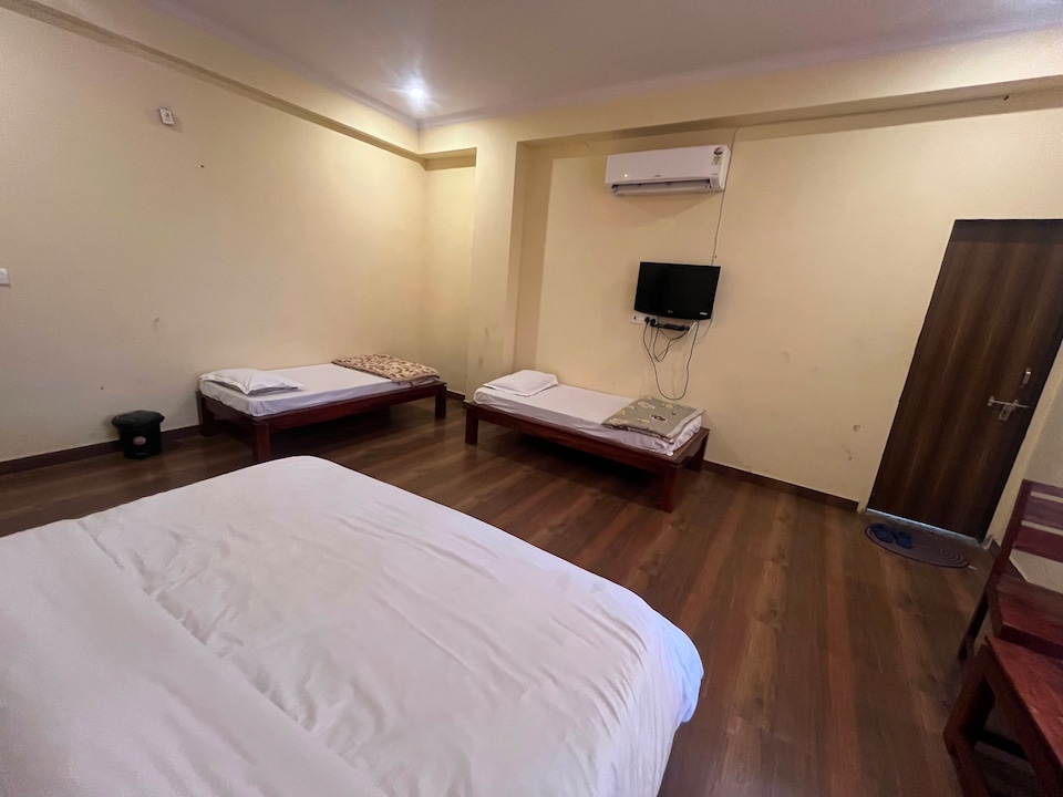 Hotel O Golden Manor Inn, Sikar Road Jaipur, Jaipur