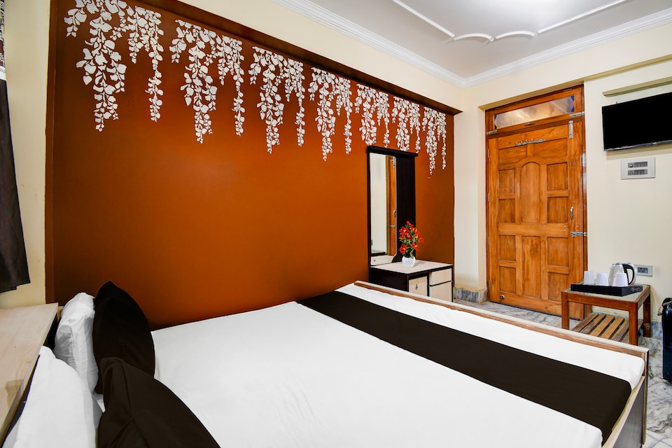 Super Collection O Transport Nagar Metro Station Patna, Patna, Patna