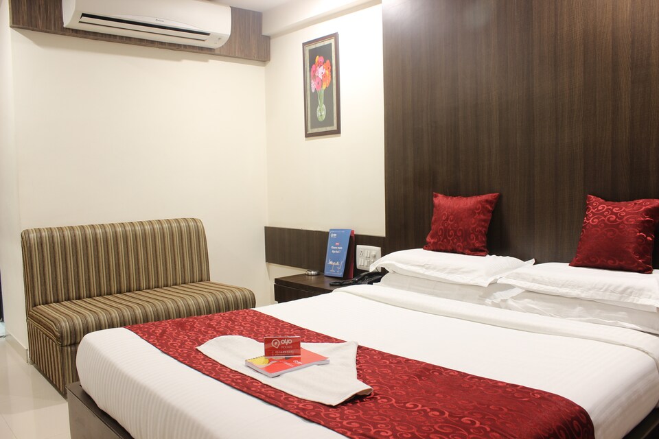 OYO 1868 Gandhibagh, Bus Stand Nagpur, Nagpur