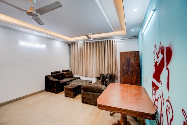 Super Hotel O Silver Key KD plaza Near Saket Metro station