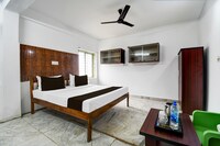 Hotel O HAPPY HOURS