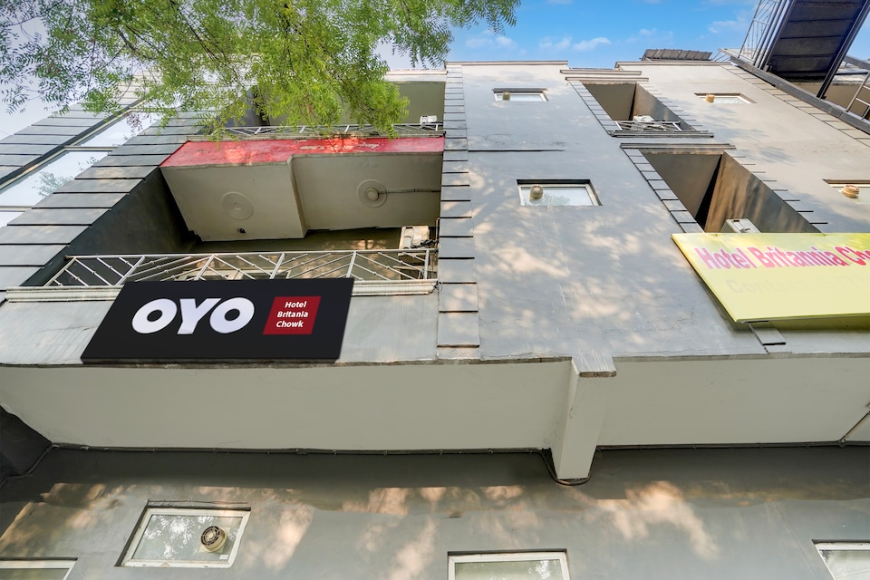 Hotel O Yellow Chilli , Pitampura - Rohini Delhi, Delhi