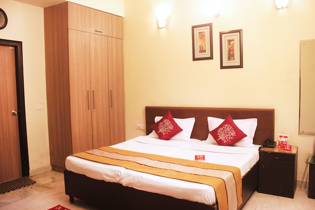 OYO Hotel Blooms 2 Near Appu Ghar