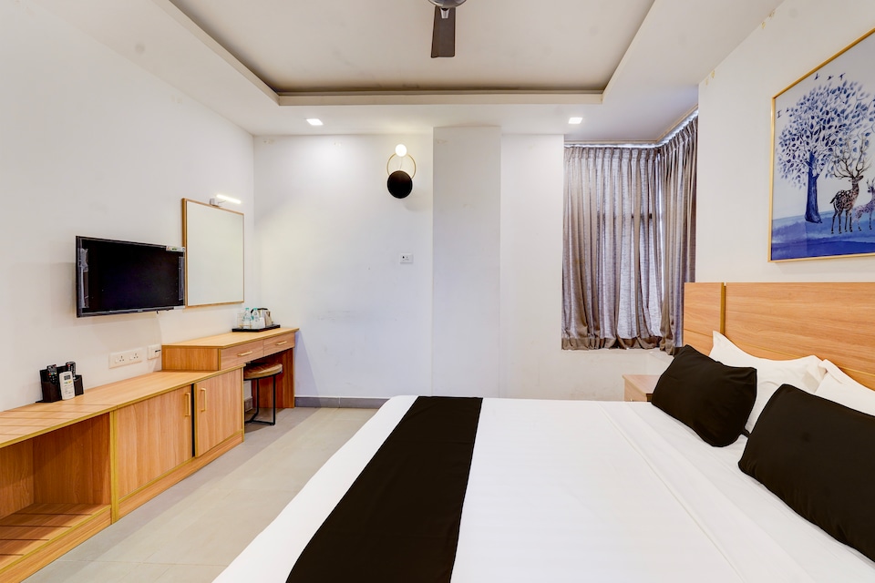 Hotel O NA GRAND, Koyambedu Chennai, Chennai