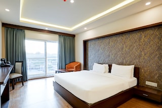 Super Townhouse Oak Mahadevapura Opposite Phoenix Mall Formerly Grand Wilton Inn