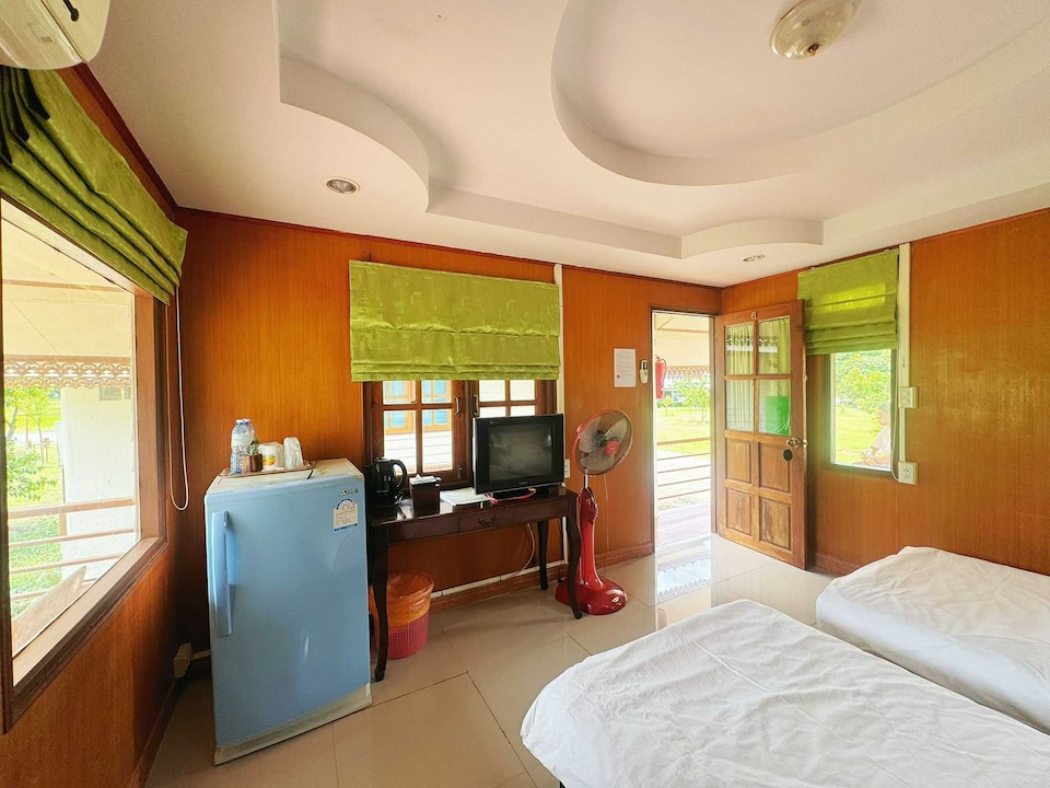 OYO 75497 Uncle Odd Talay View Resort (Nakhon Nayok), Mueang Nakhon Nayok, Nakhon Nayok