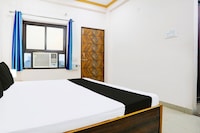 Hotel O RS Palace