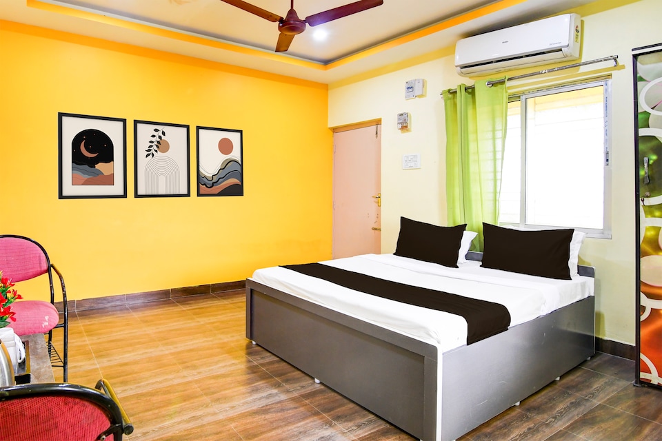 Super Hotel O Daspara Kolkata Formerly Laxmi Guest House, Ruby Hospital Kolkata, Kolkata