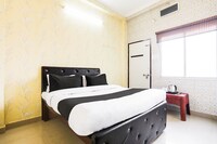 Hotel O Royal Palace