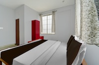 Super Hotel O Pukkattupady Aluva East